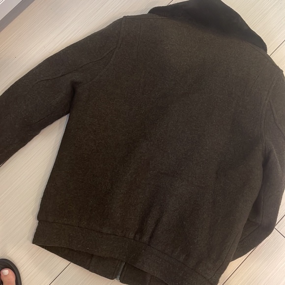 Top man - Picture 5 of 6